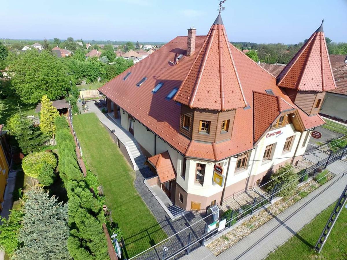 Castrum Vendégház Szigetszentmárton Esterno foto