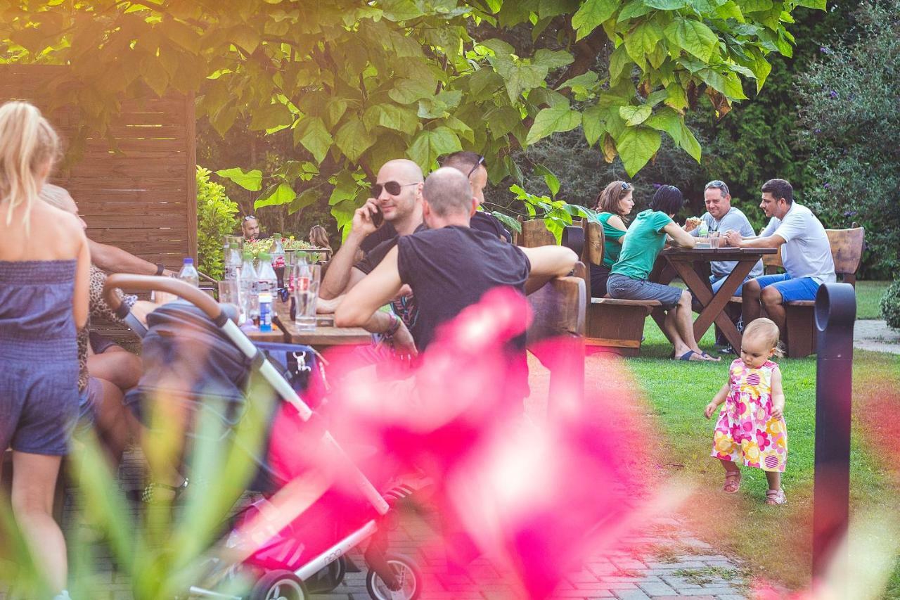 Castrum Vendégház Szigetszentmárton Esterno foto